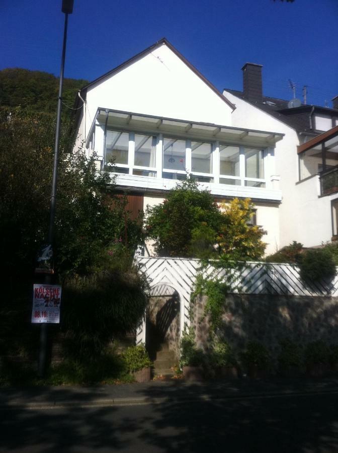 Ferienhaus Moselblick Mit Kostenfreien Oepnv-Ticket Ürzig Zewnętrze zdjęcie